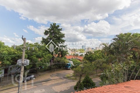 Image 13 - 227816